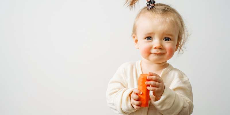 Bebeklerde Besin Alerjisi Nedenleri, Belirtileri ve Tedavi Yöntemleri